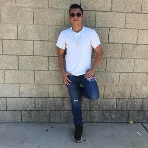 Meet your Posher, Alex